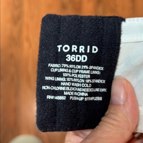 Torrid Push -Up convertible Bra, black white 36DD - Picture 6 of 6